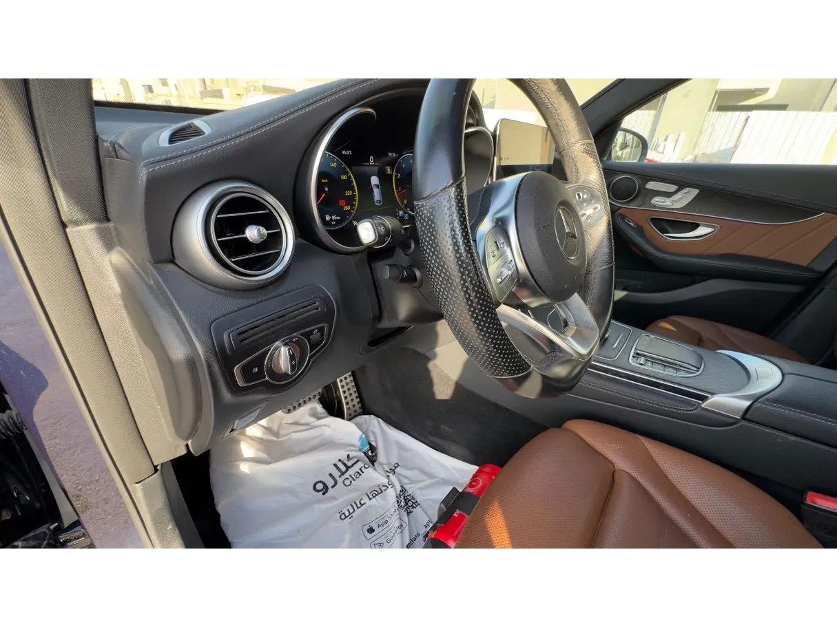 Car image 23