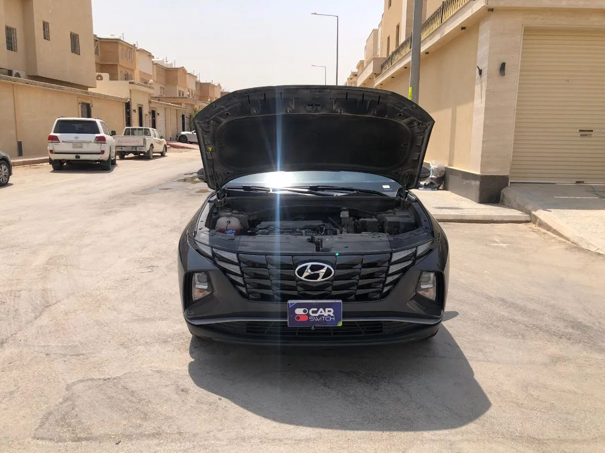 Car image 23
