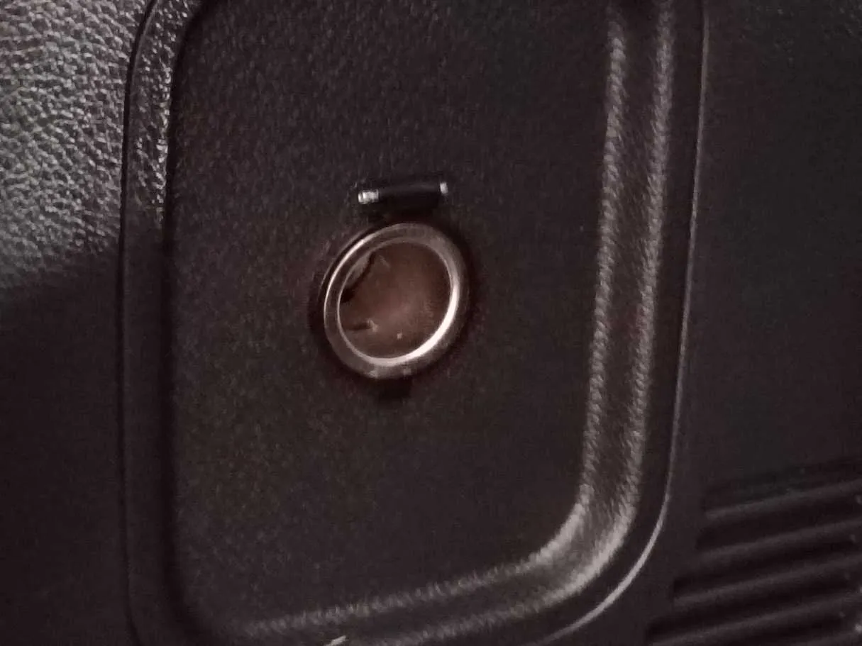 Car image 33