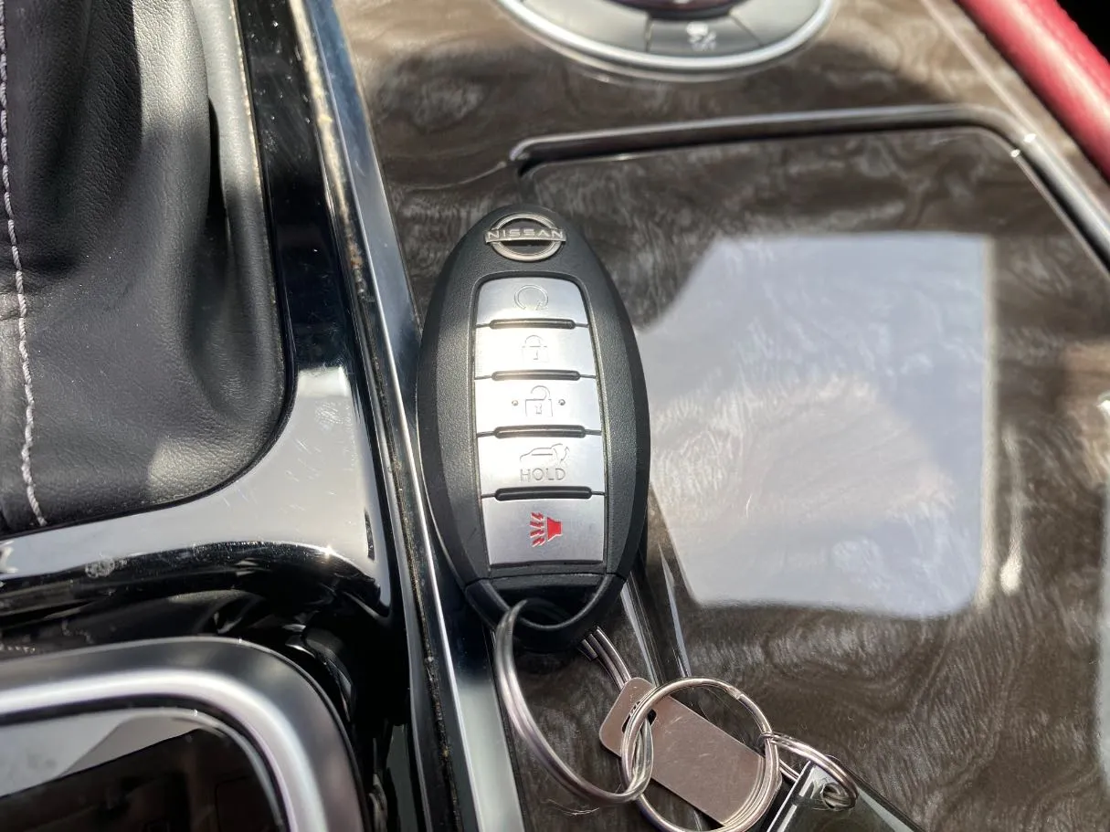 Car image 36