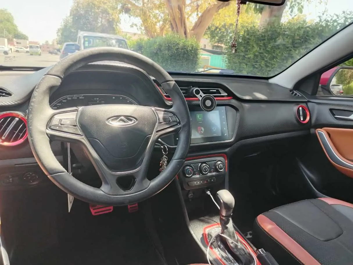 Car image 20