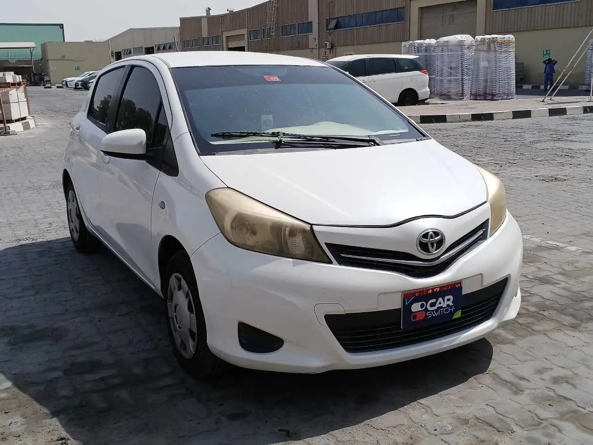Car image 3