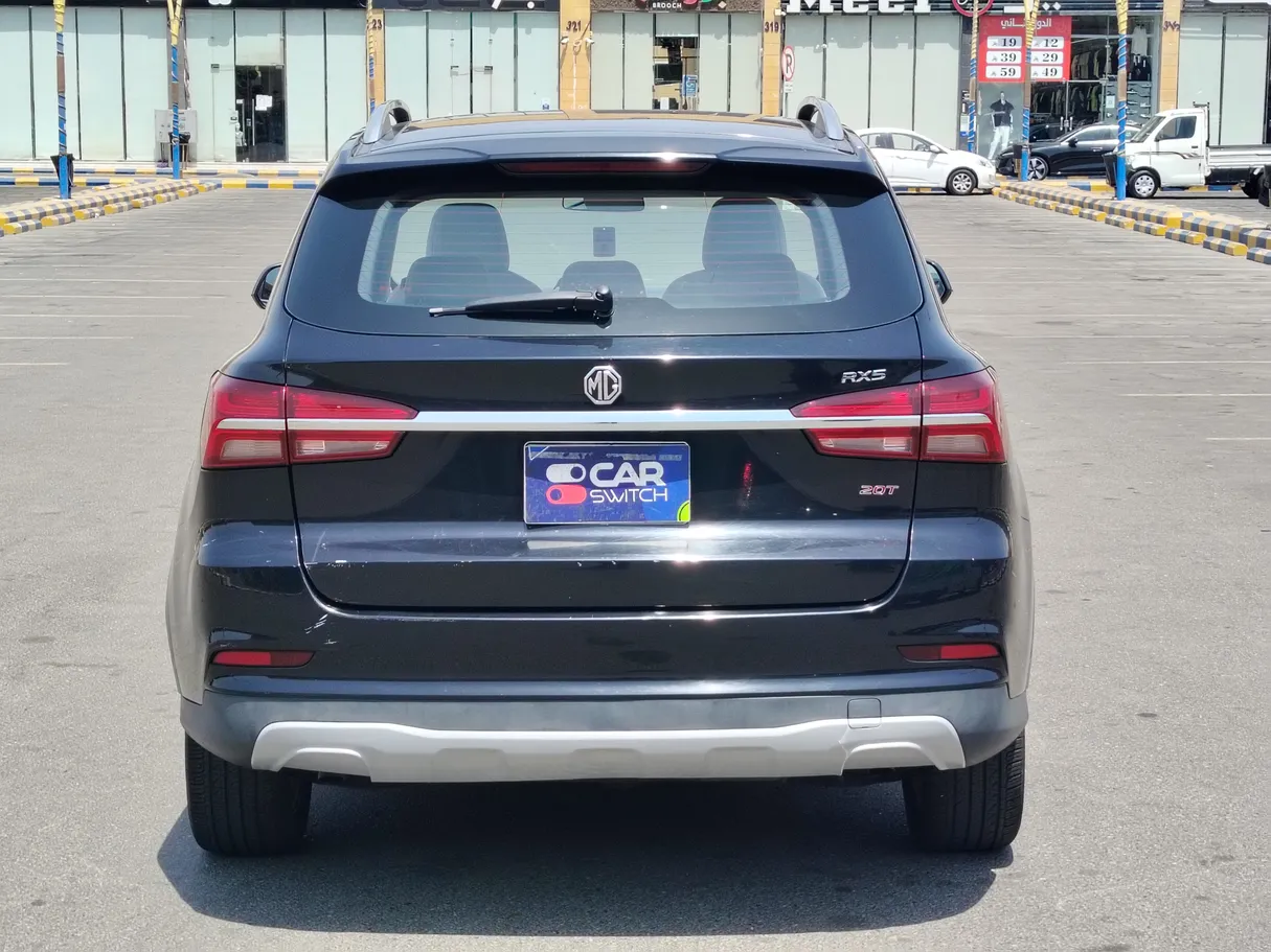 Car image 6