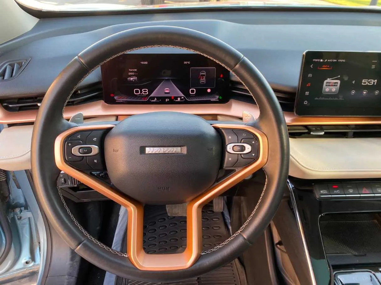 Car image 16
