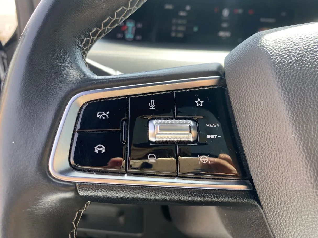 Car image 31