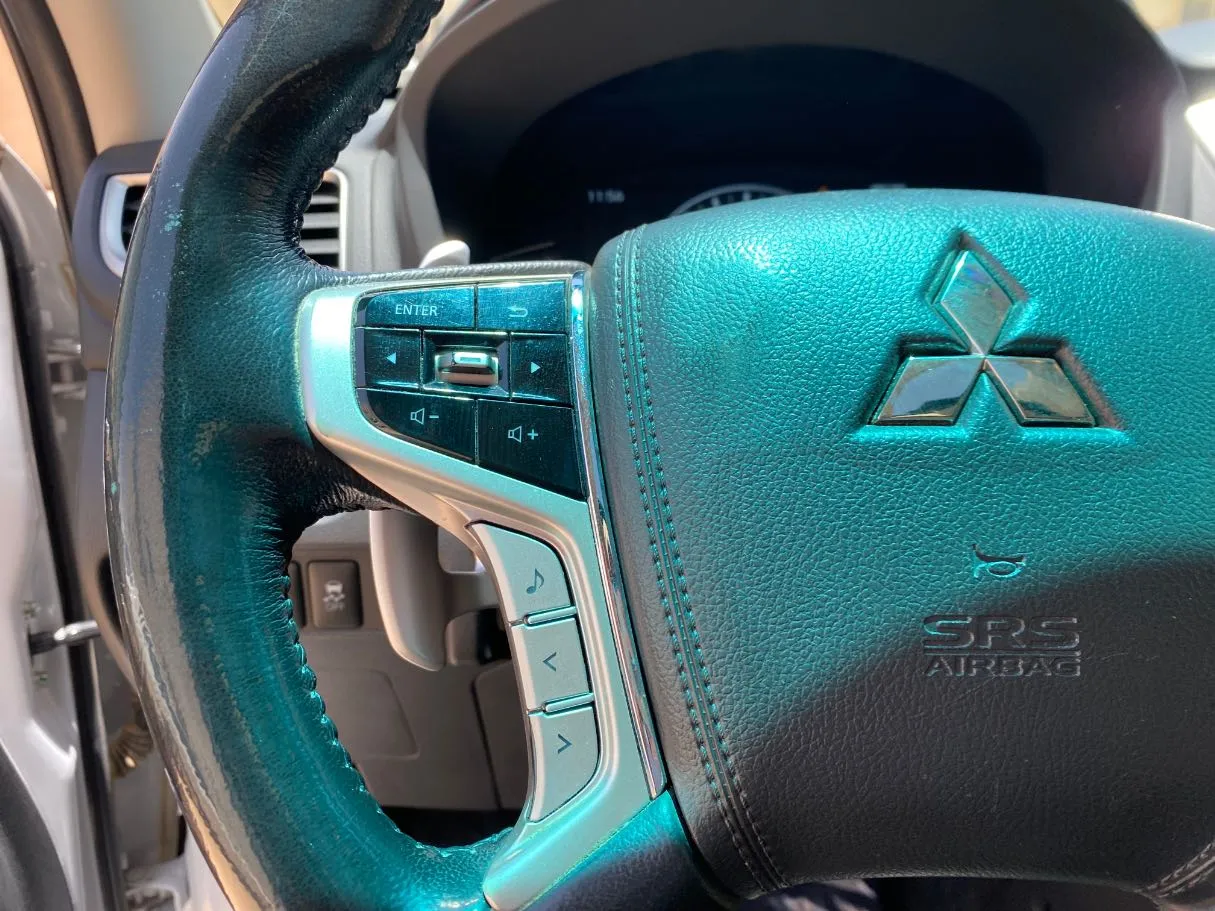 Car image 23