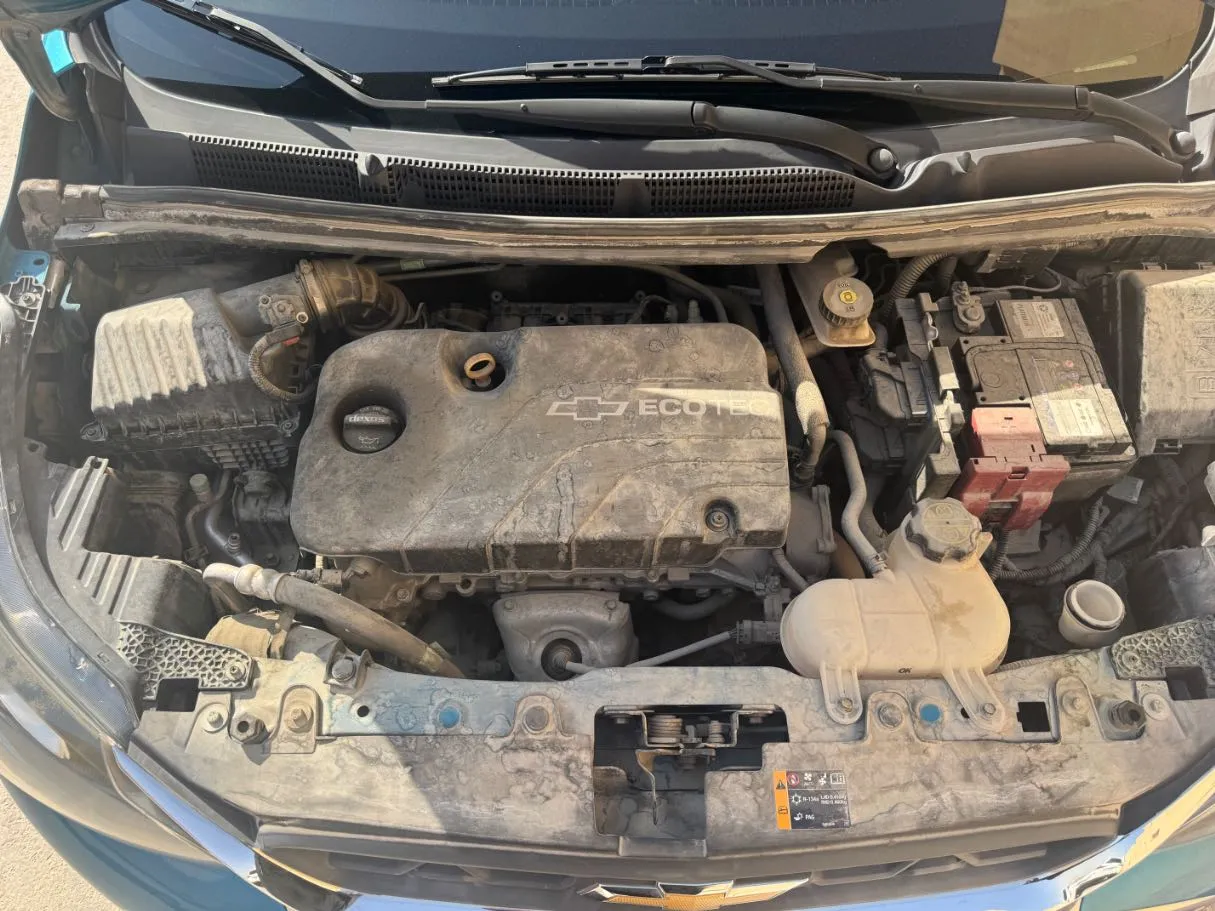 Car image 21