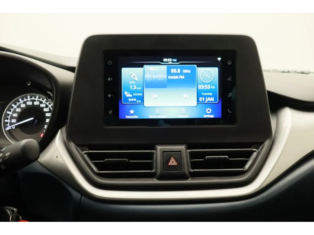 Car image 5