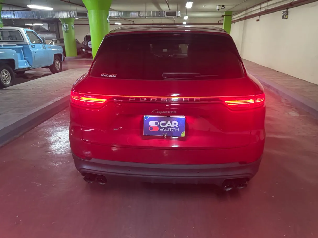 Car image 6