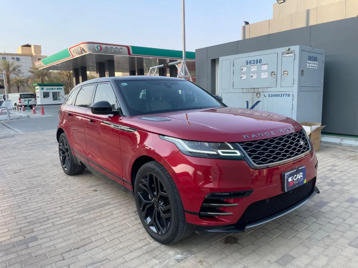 Car image 3