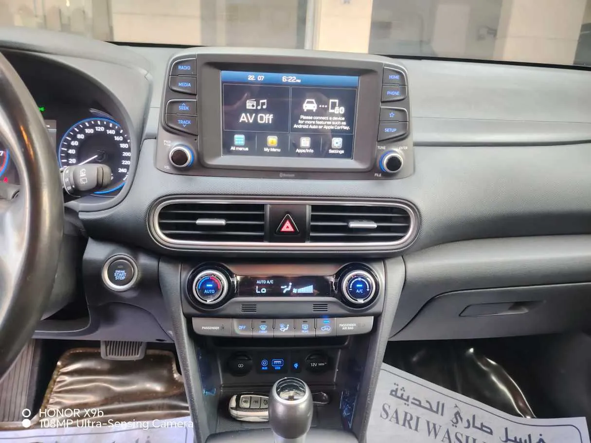 Car image 26