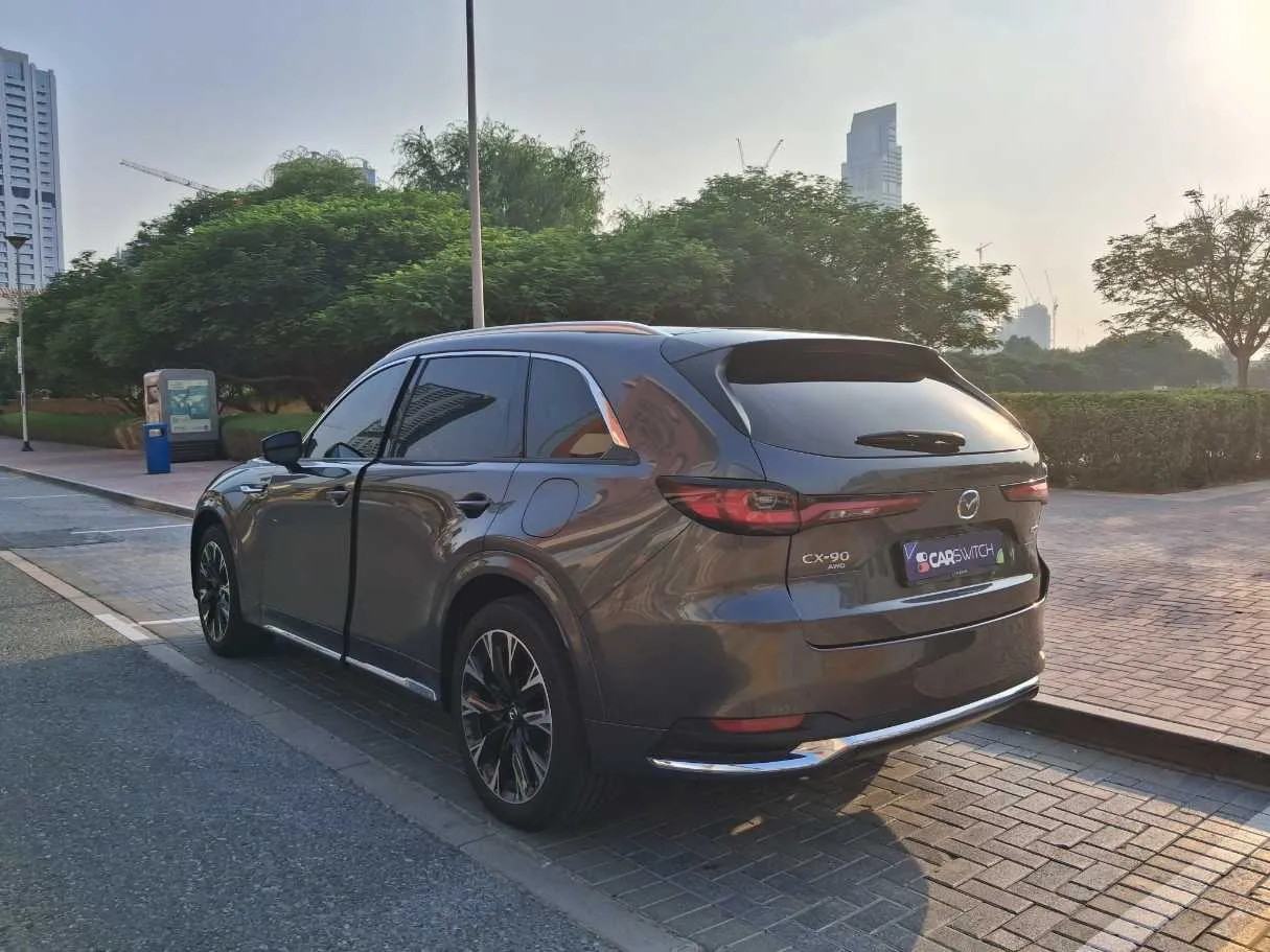 Car image 7