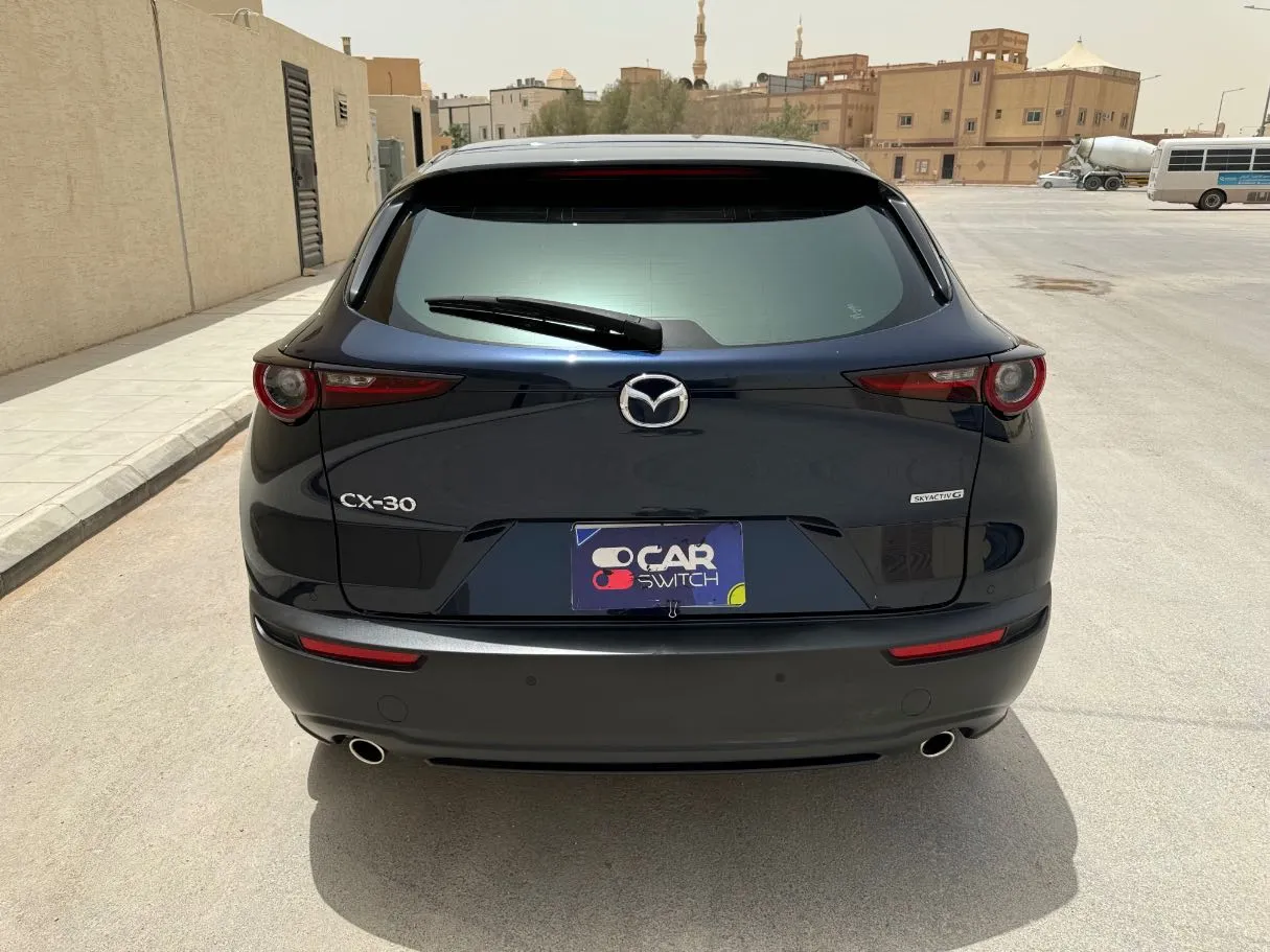 Car image 6
