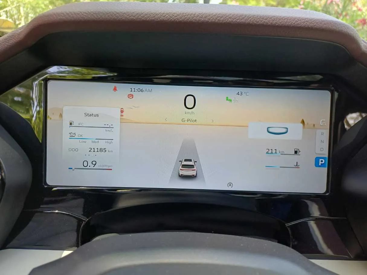 Car image 19
