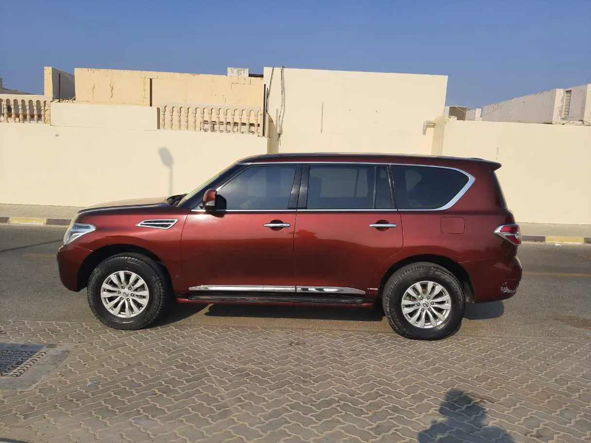 Car image 8