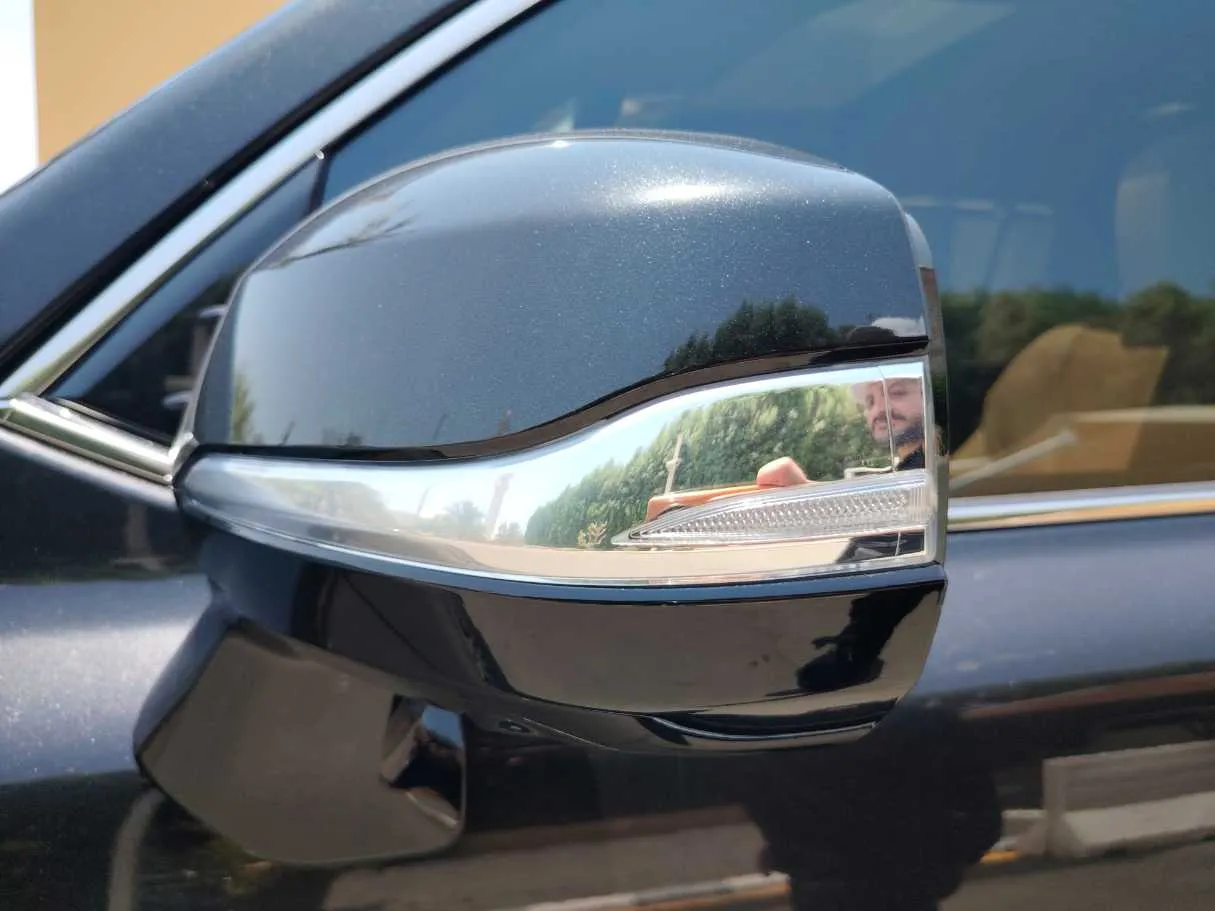 Car image 39