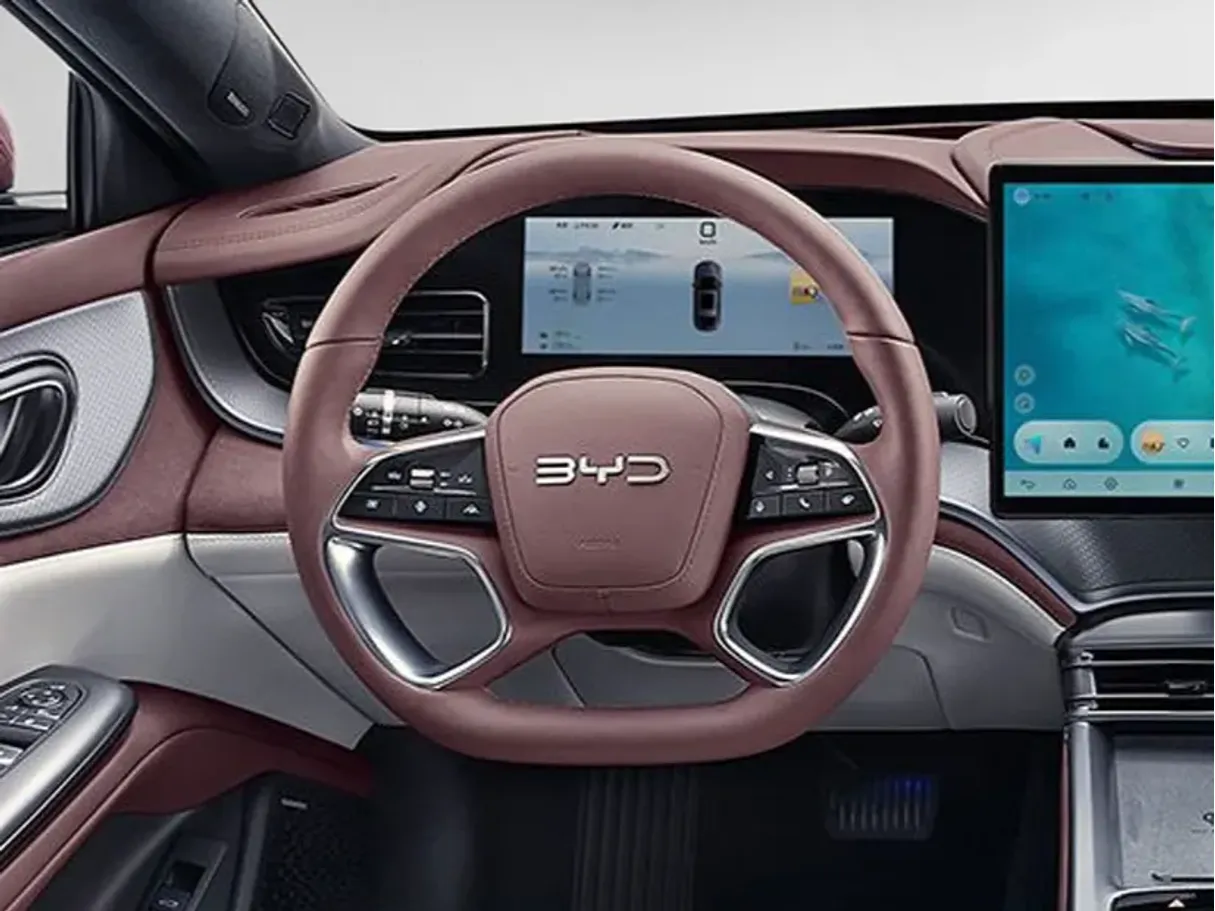 Car image 10
