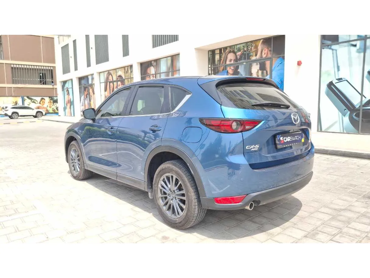 Car image 7