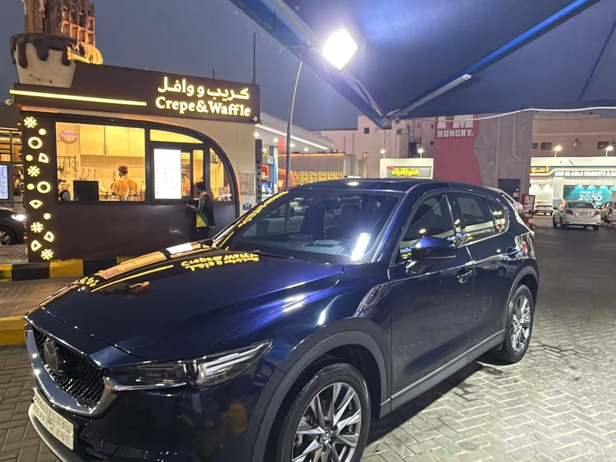 Car image 2