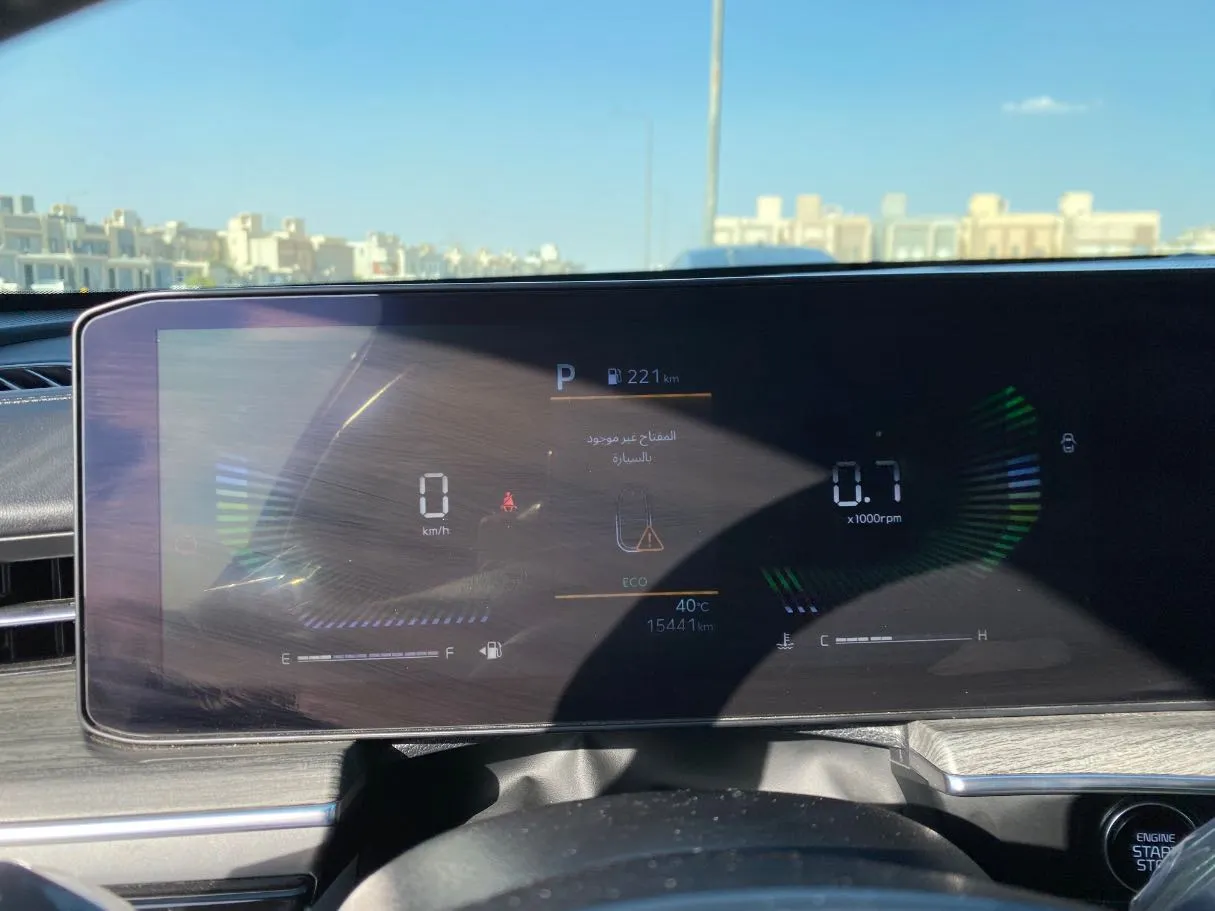 Car image 19