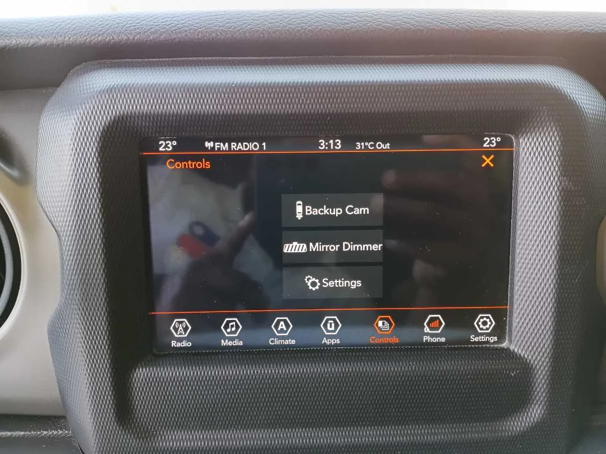 Car image 20