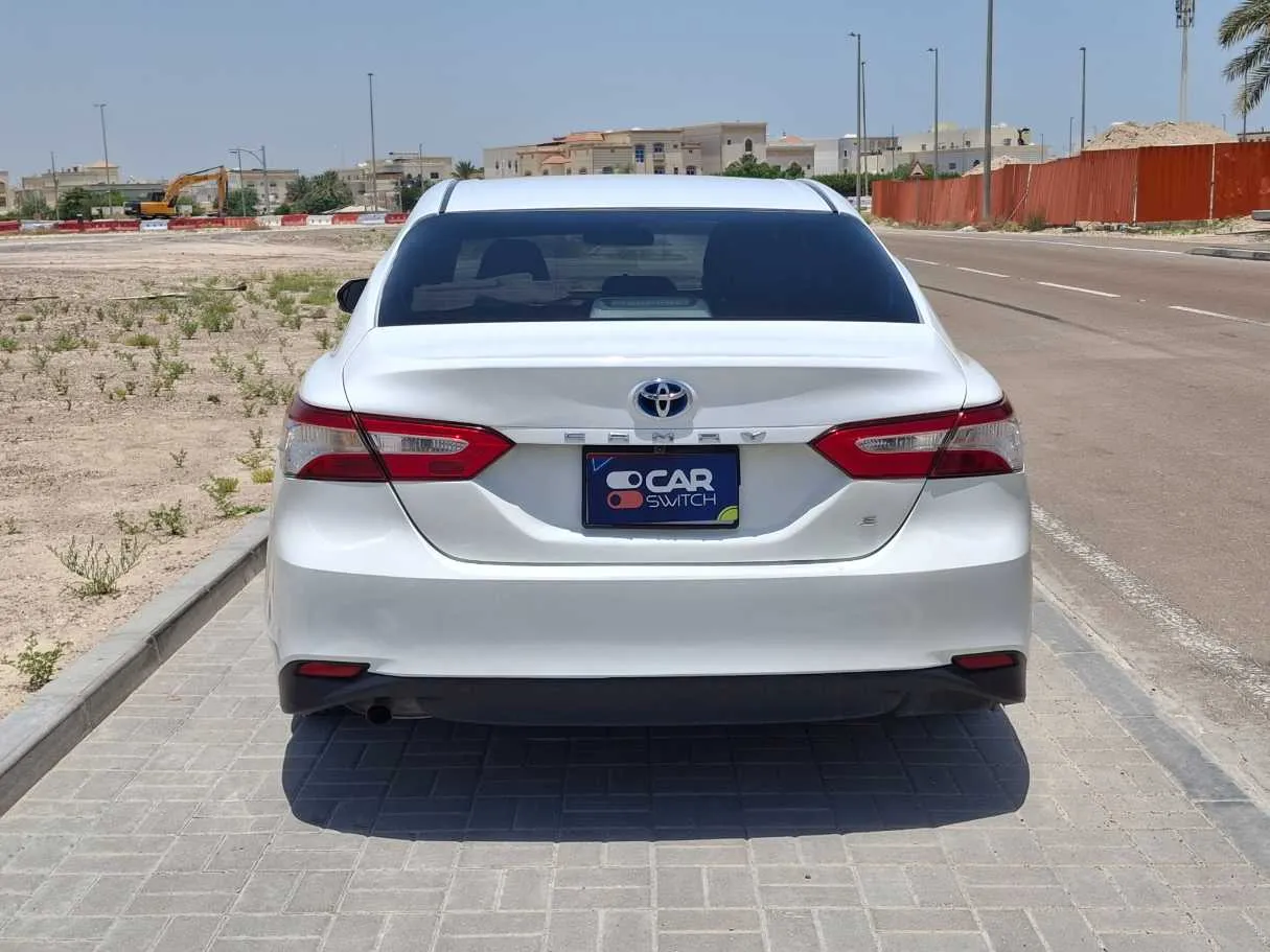 Car image 6