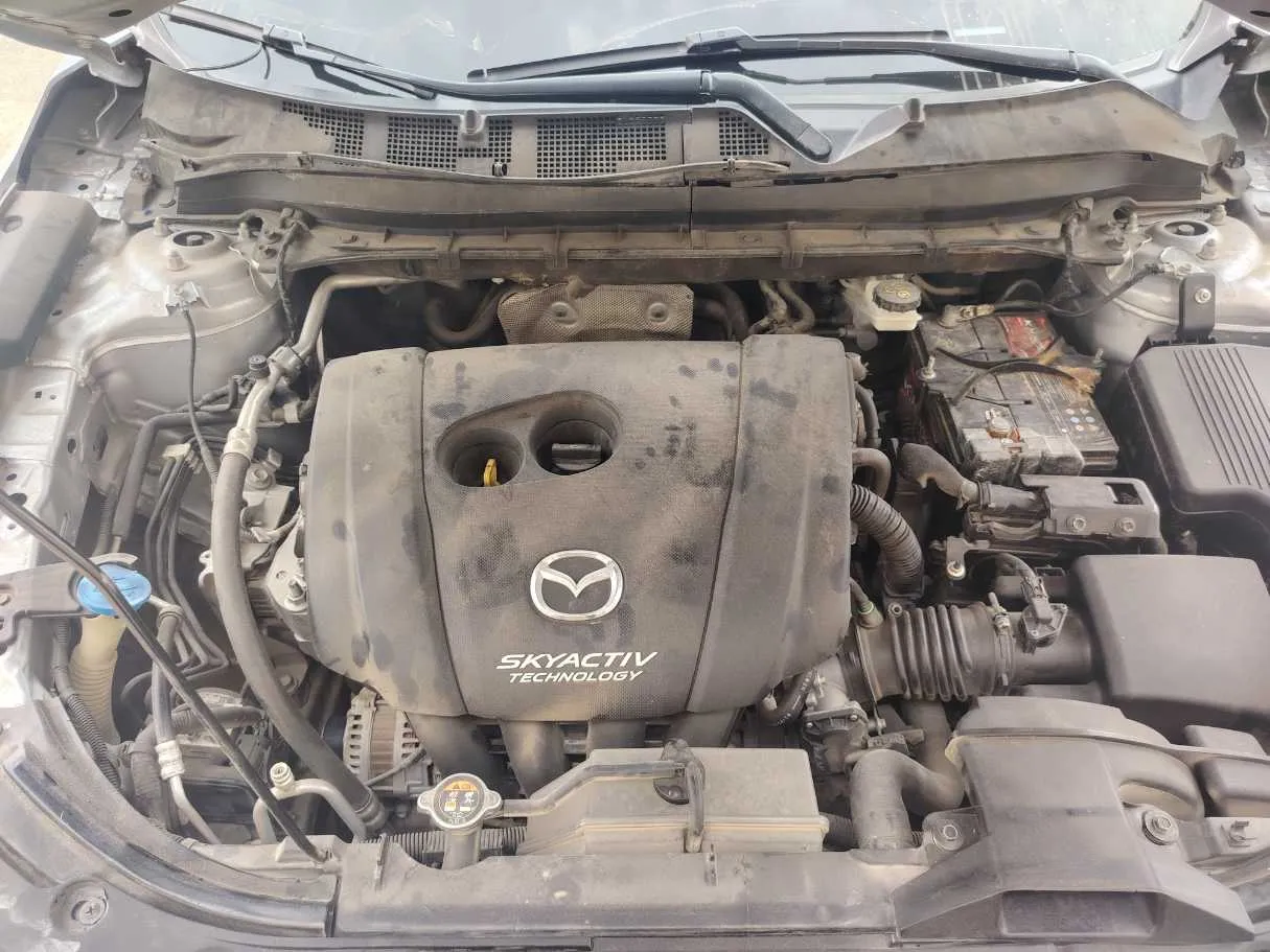 Car image 32