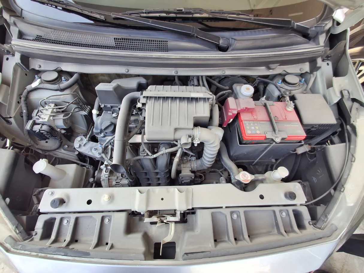 Car image 20