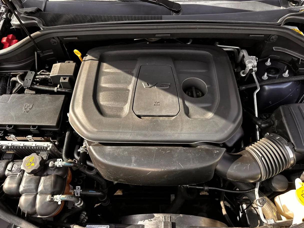 Car image 29