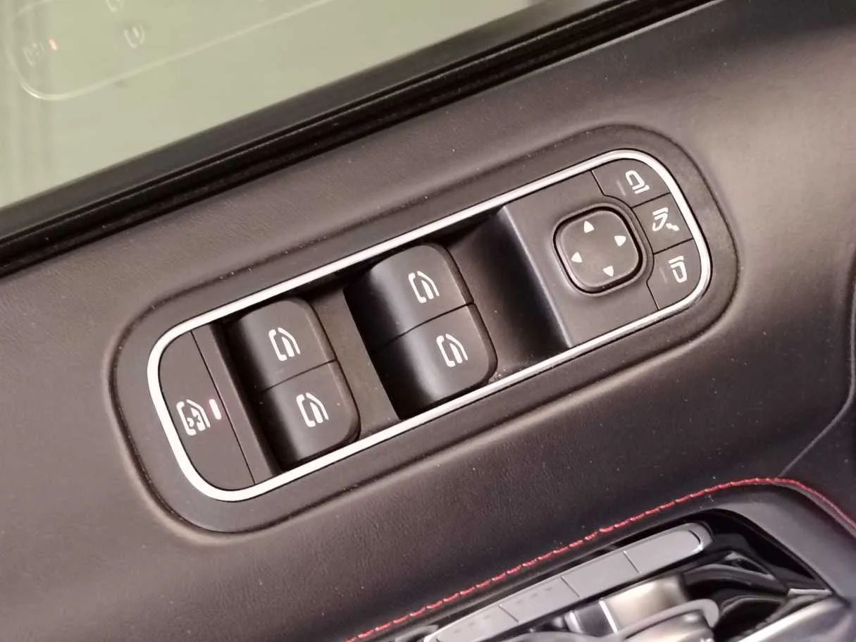 Car image 41