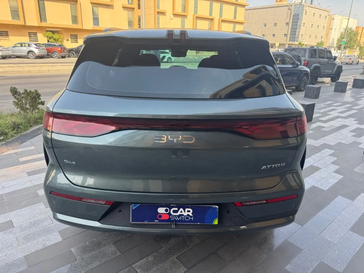 Car image 6