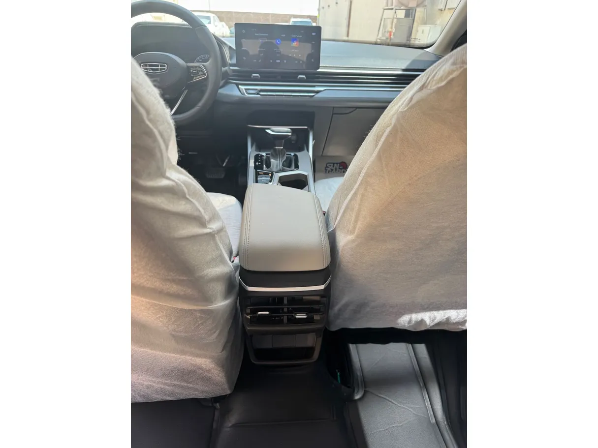 Car image 21