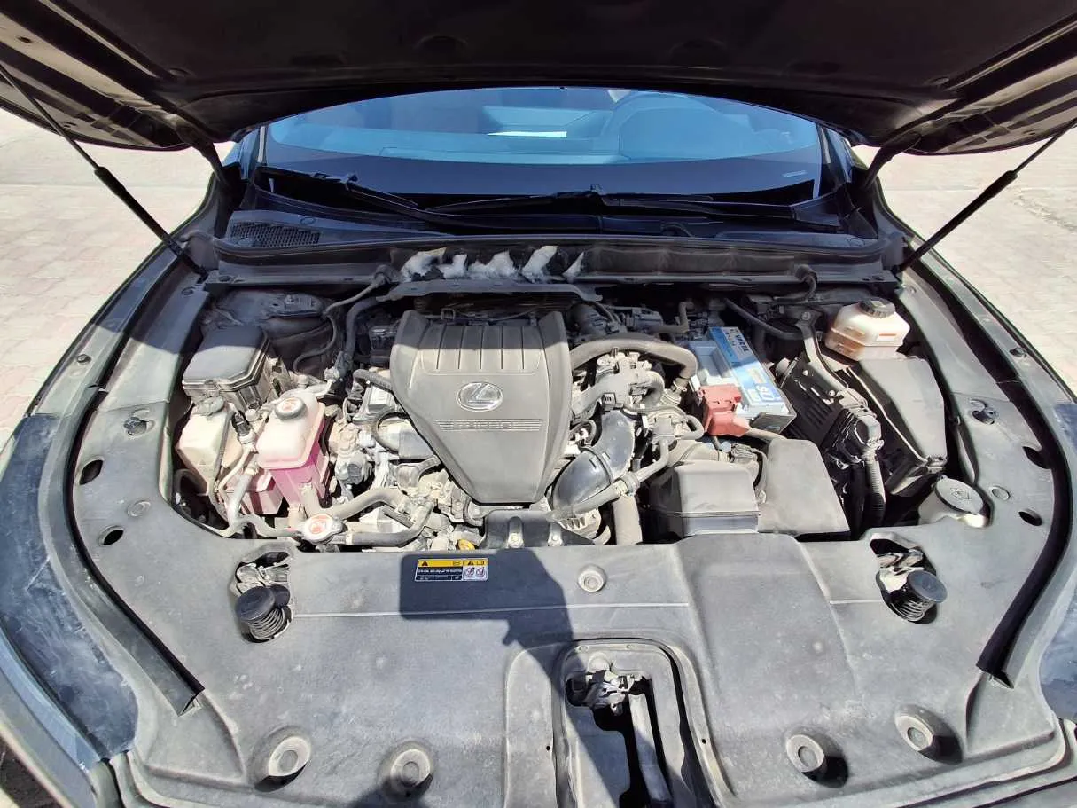 Car image 23