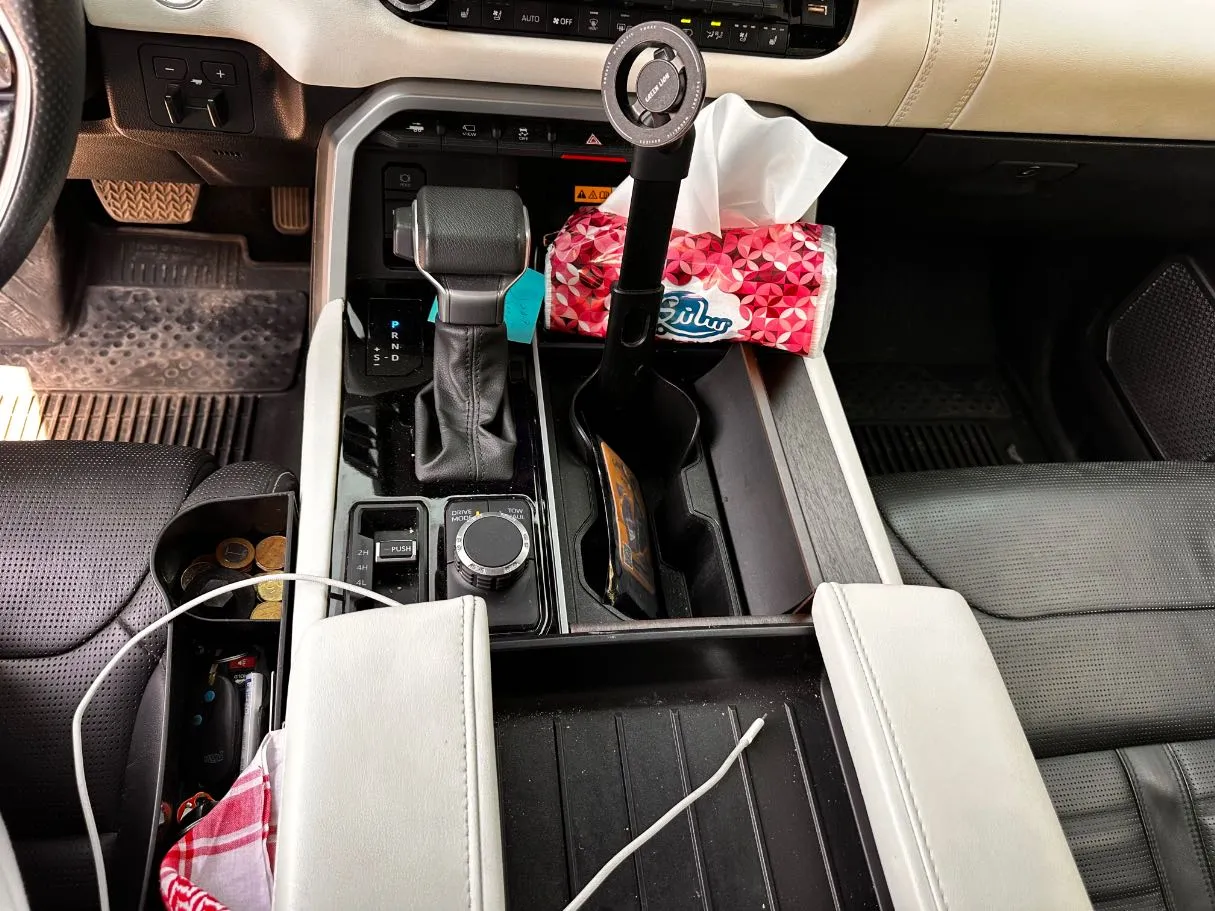 Car image 17