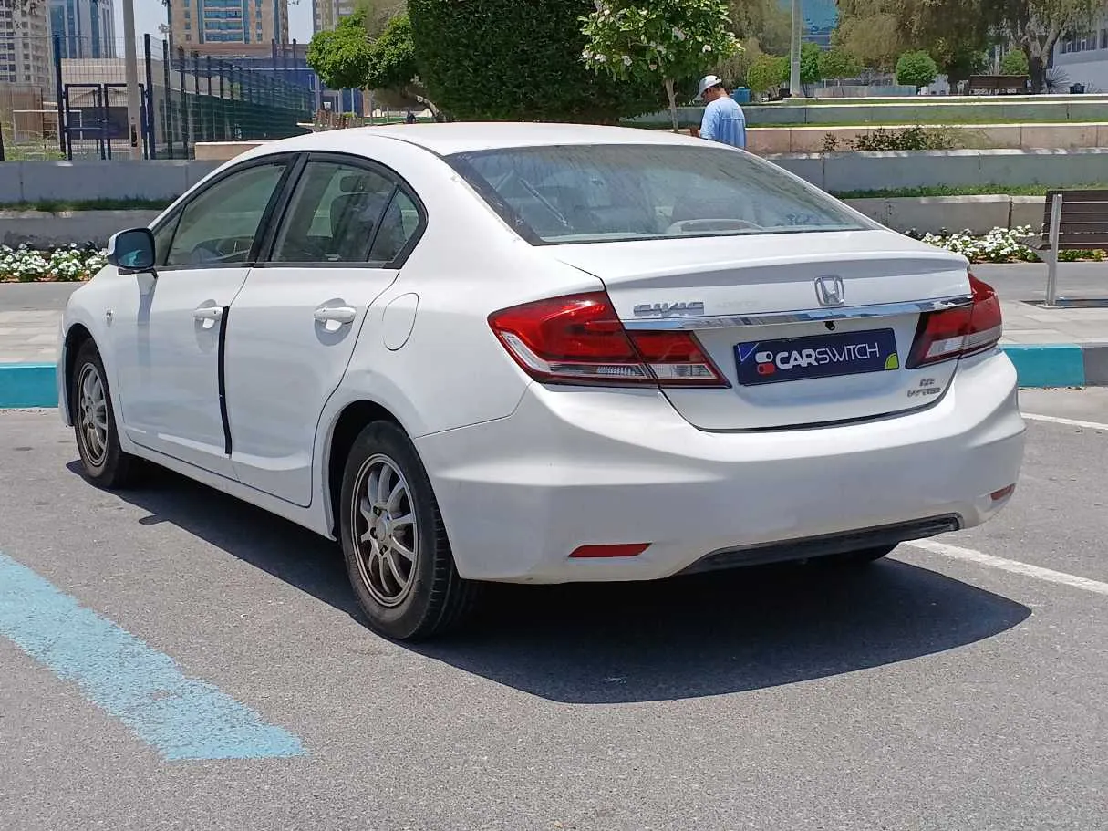Car image 7