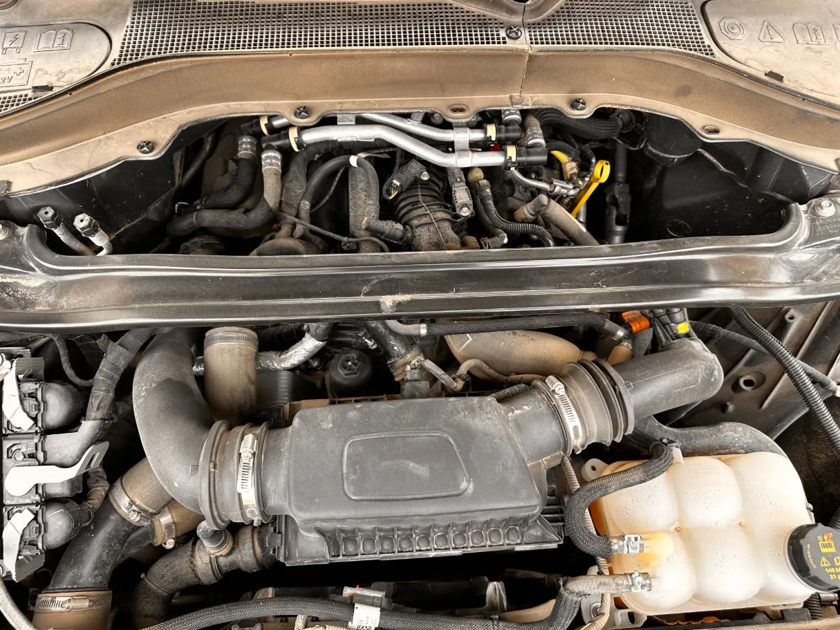 Car image 36