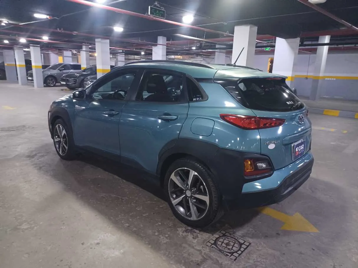 Car image 7