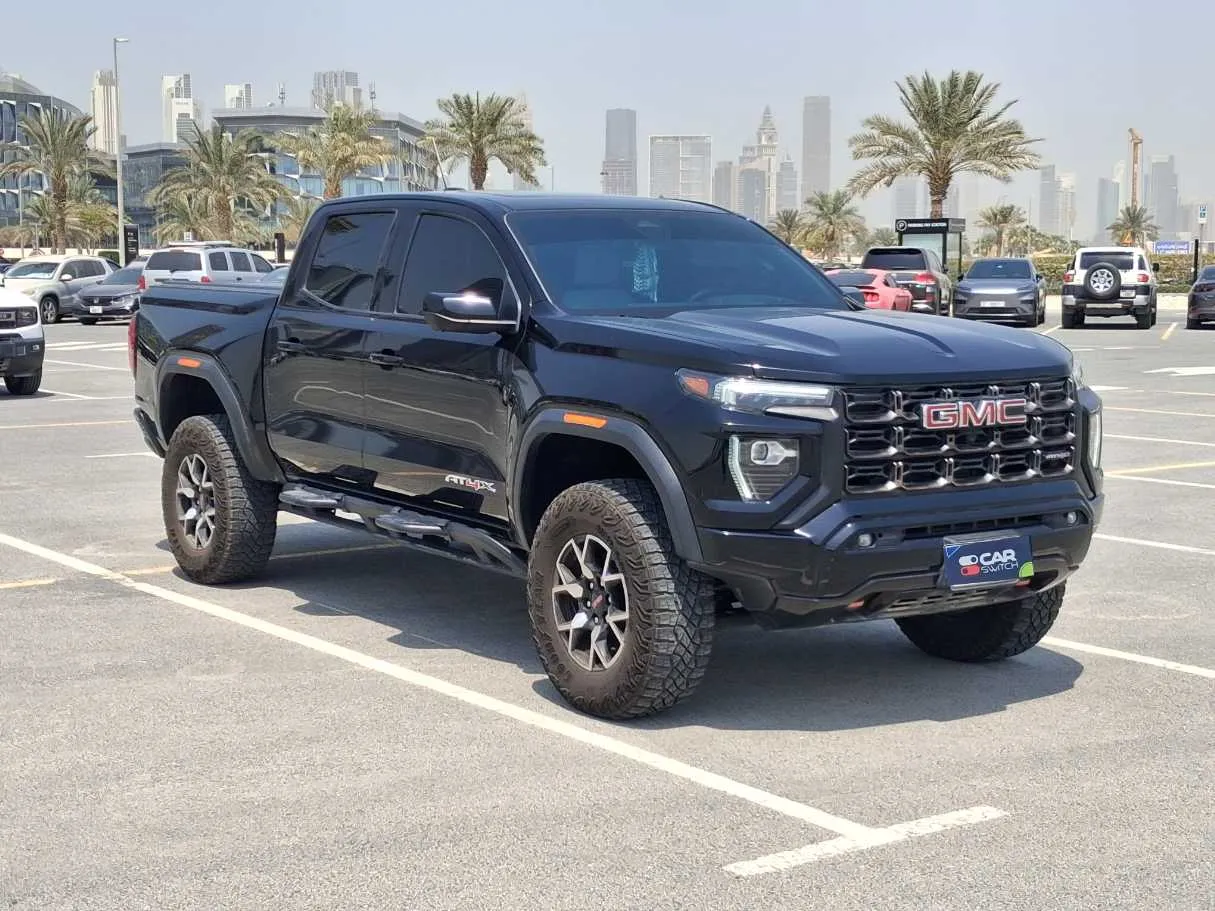 Car image 3