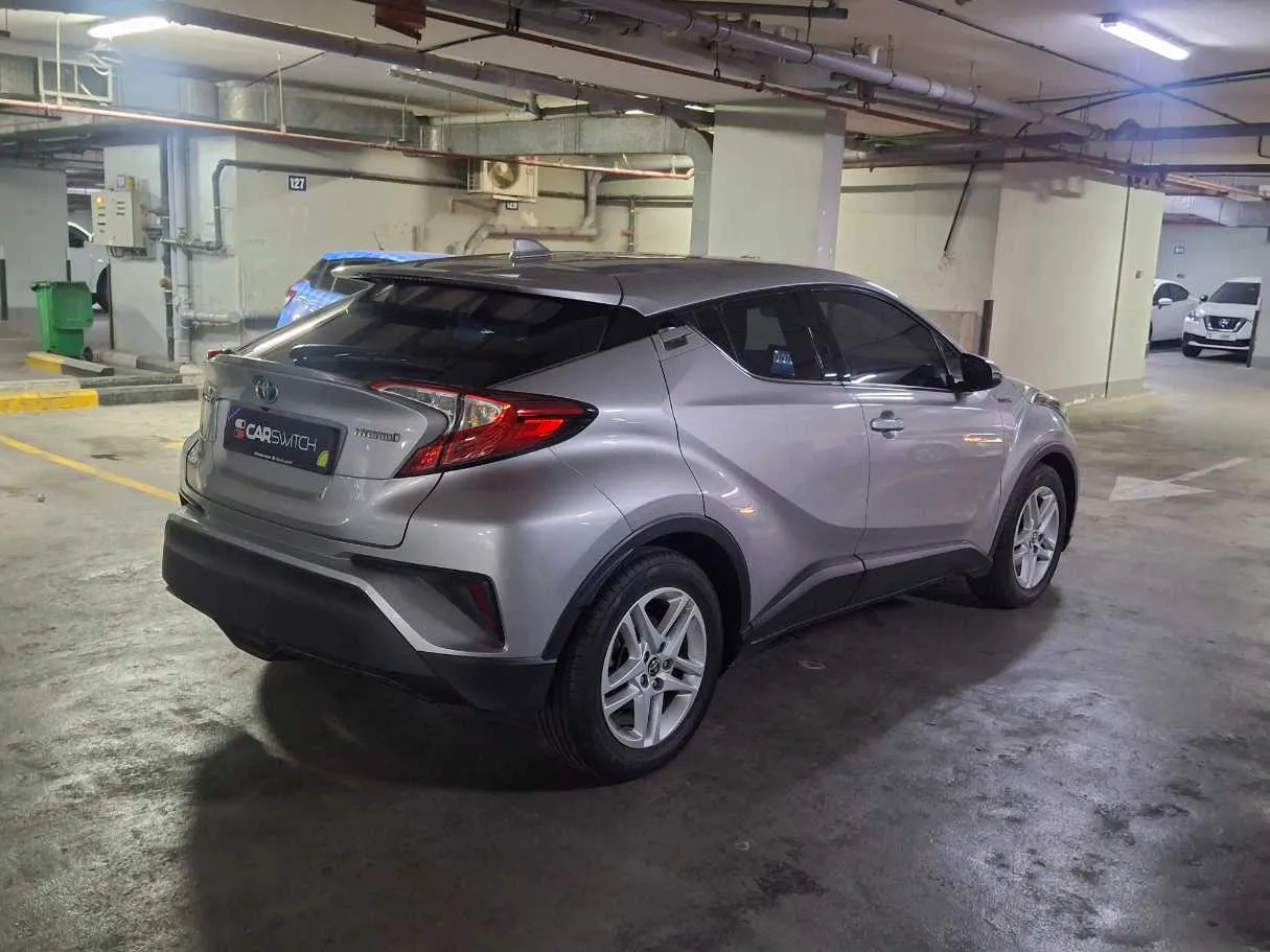 Car image 7