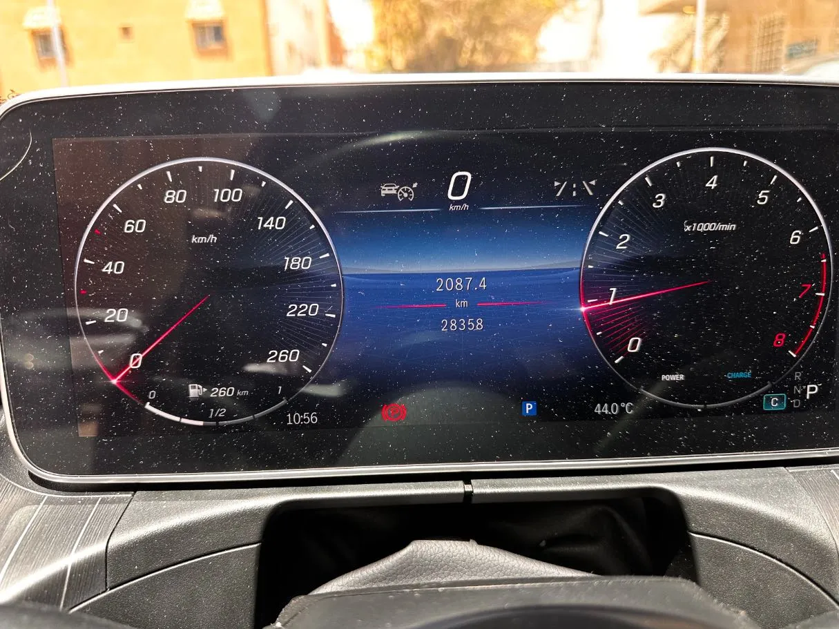 Car image 20