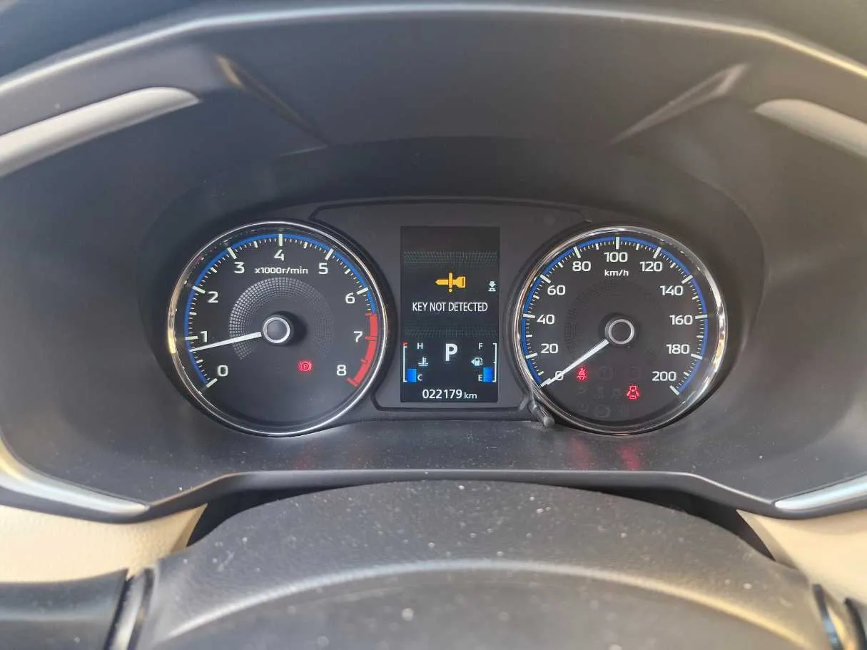 Car image 20
