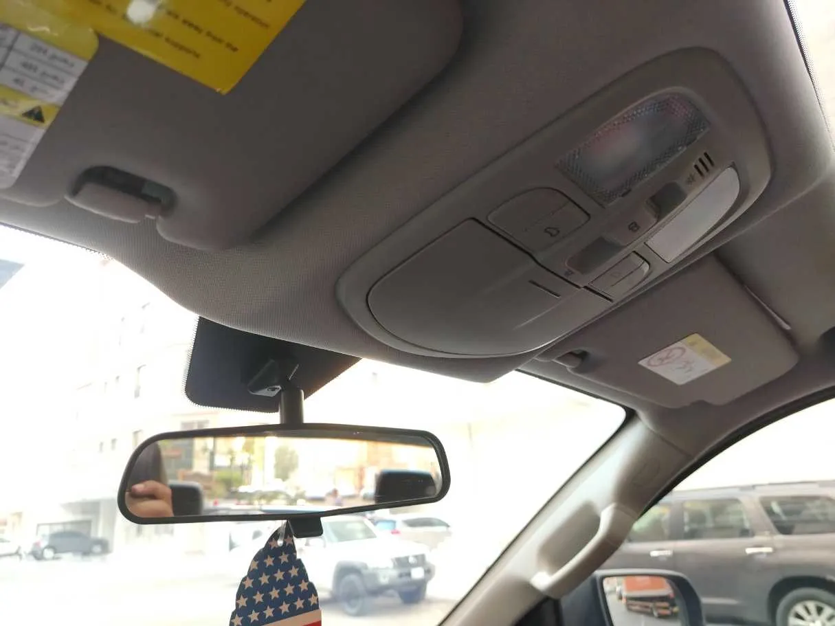 Car image 38