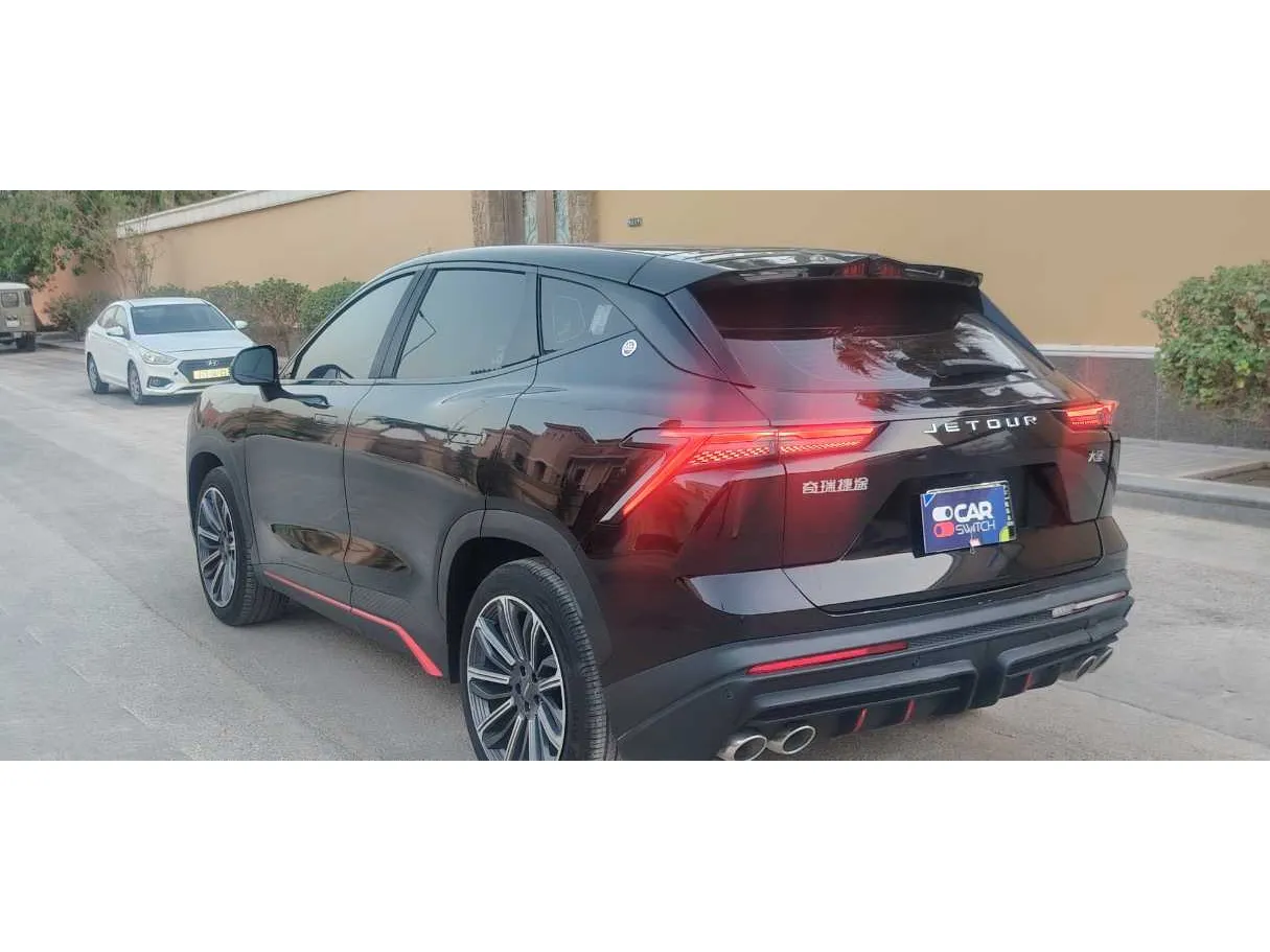 Car image 7
