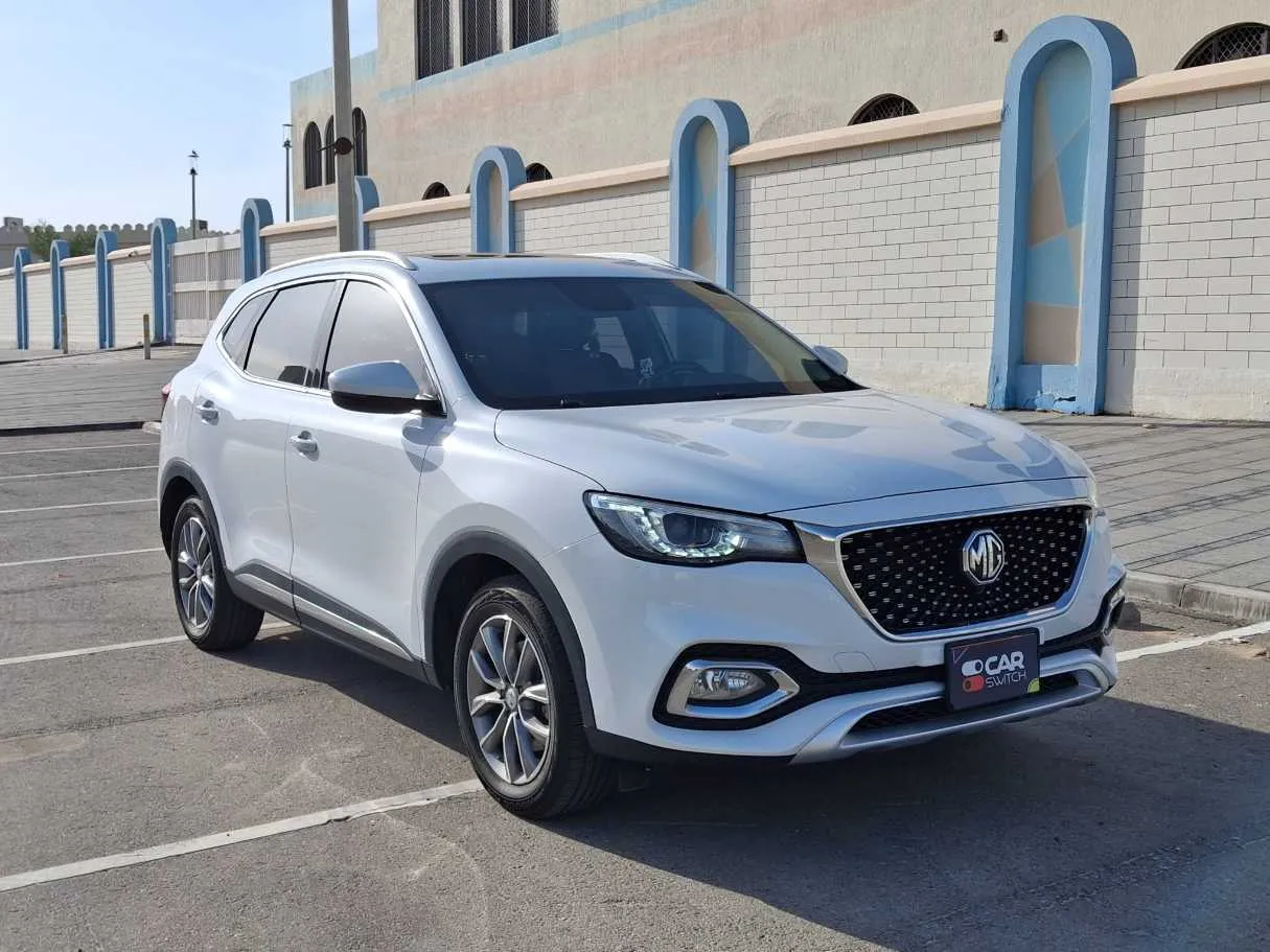 Car image 3