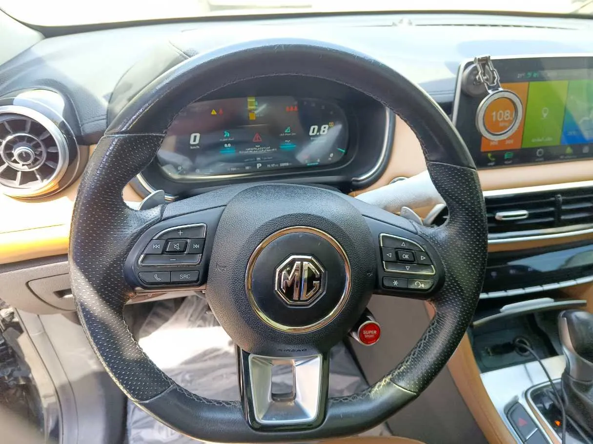 Car image 22