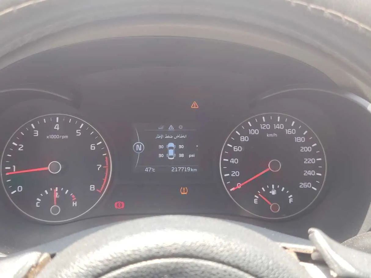 Car image 23
