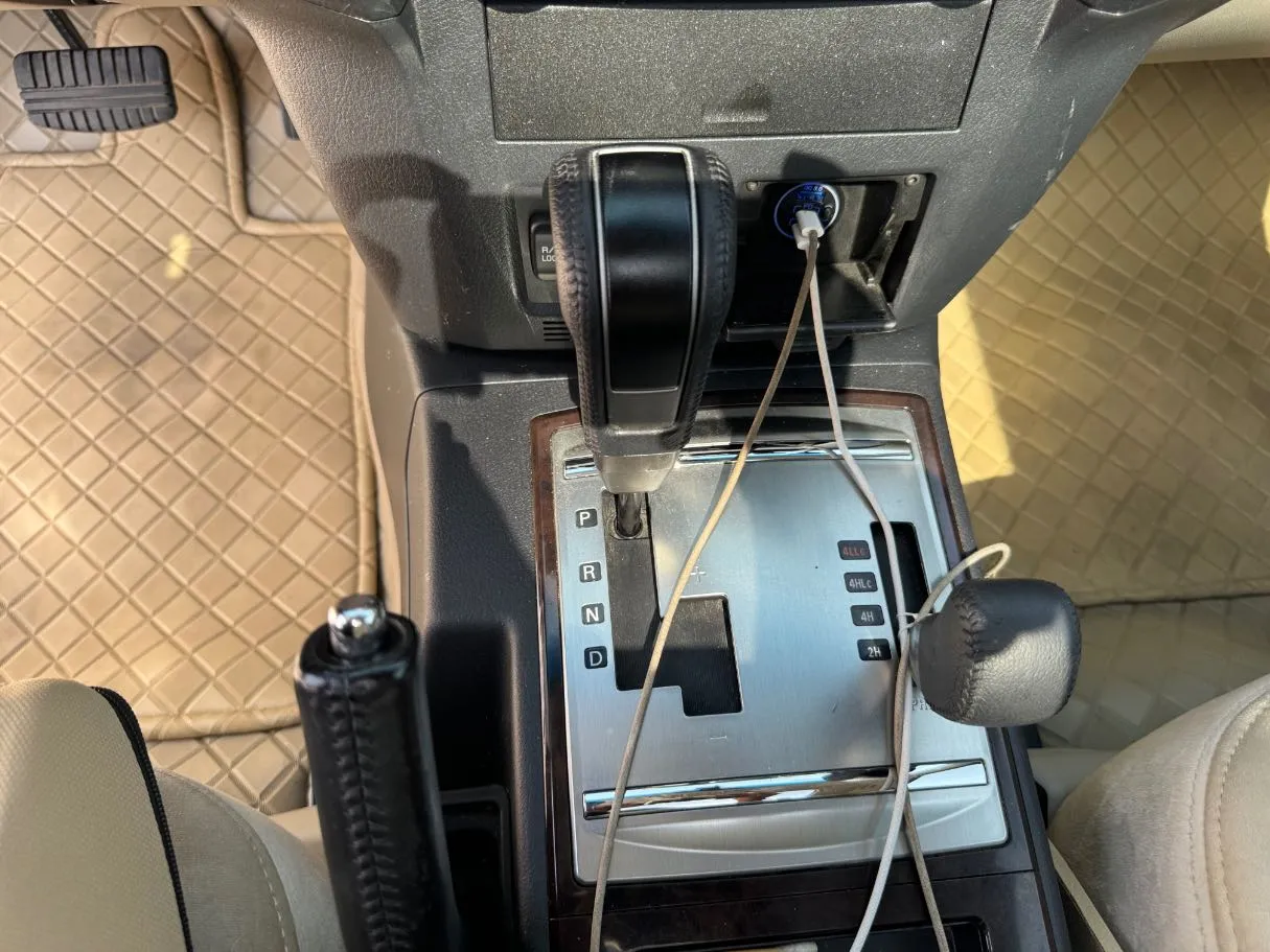 Car image 17