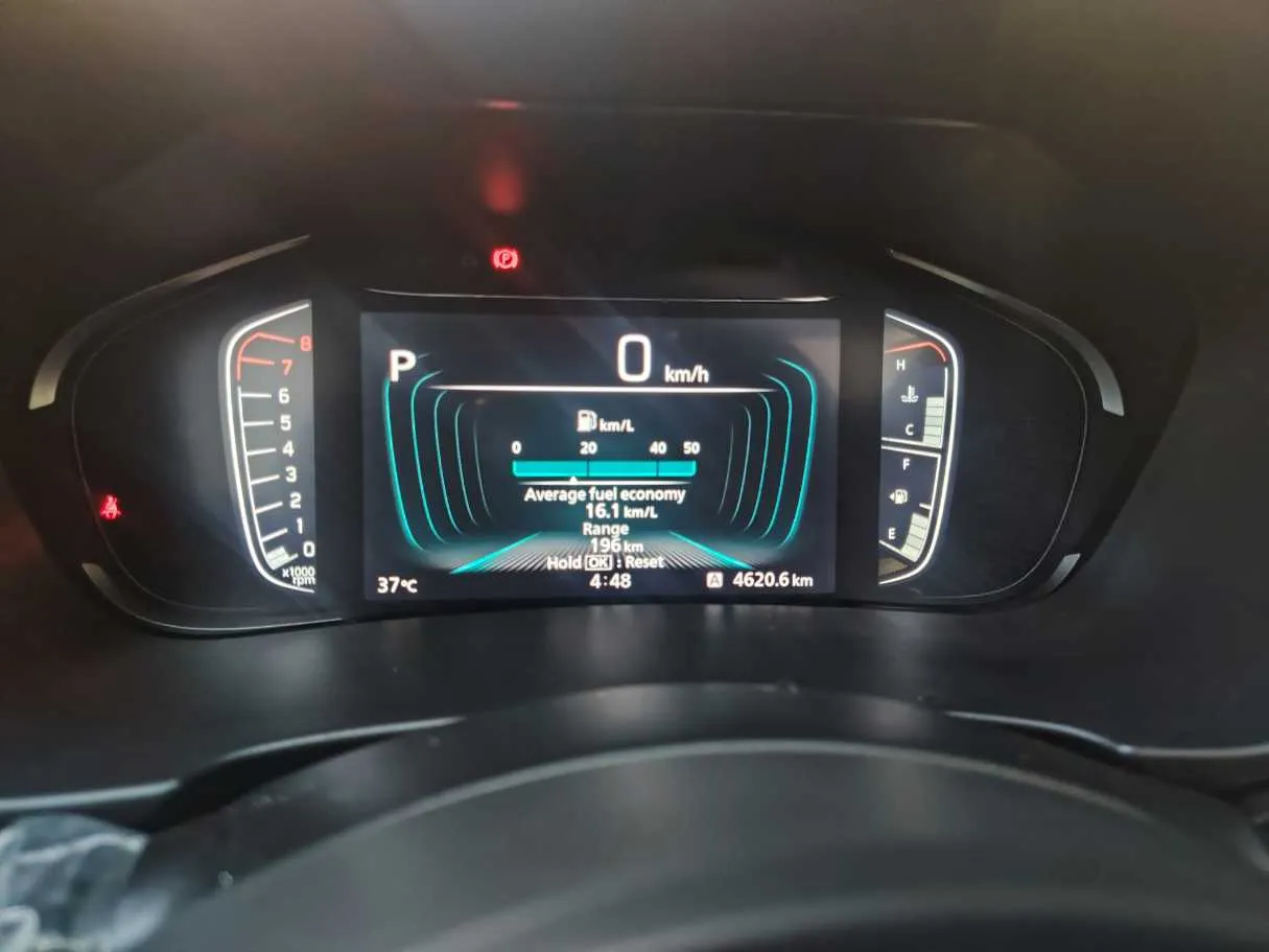 Car image 24
