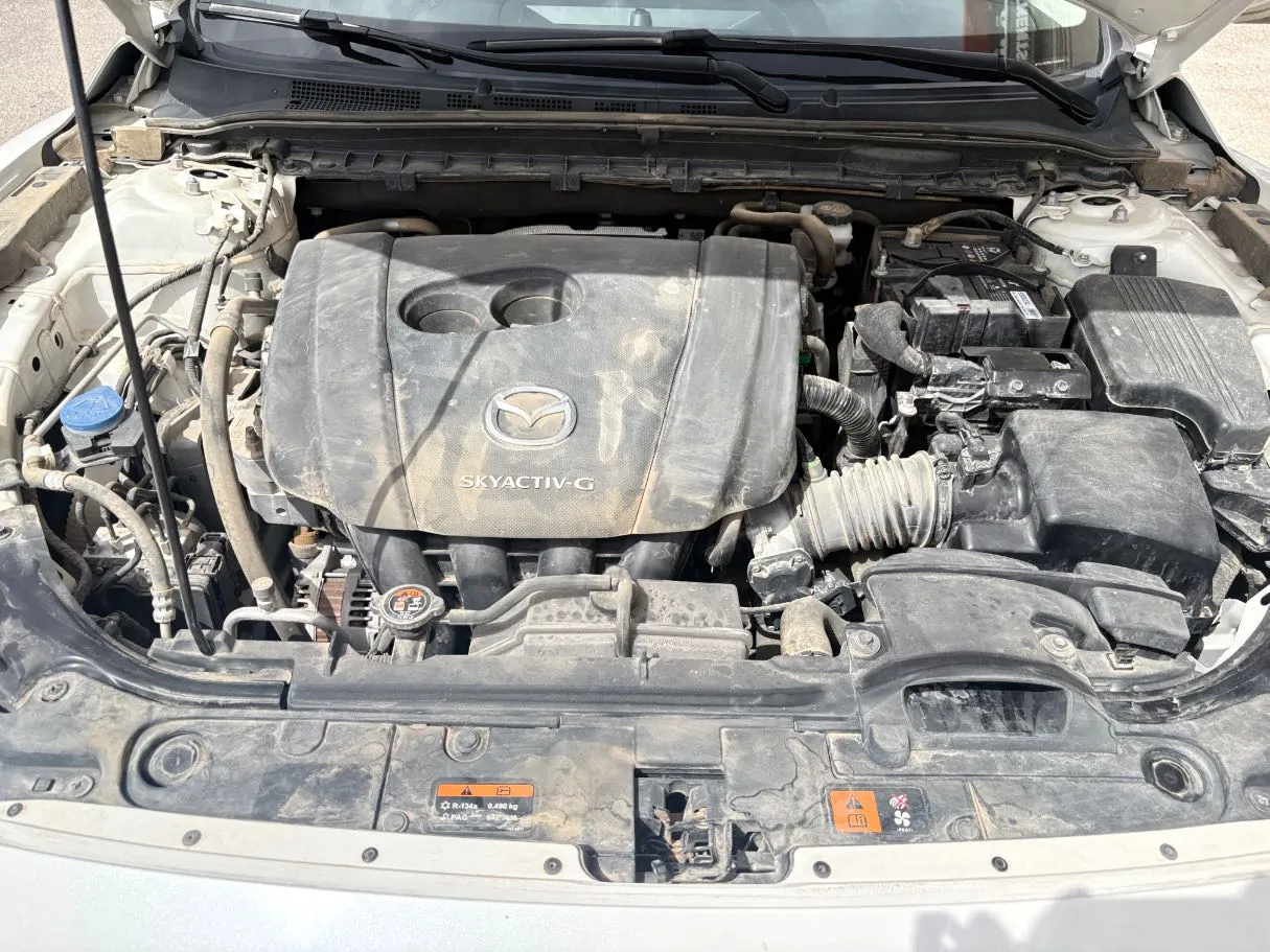 Car image 27
