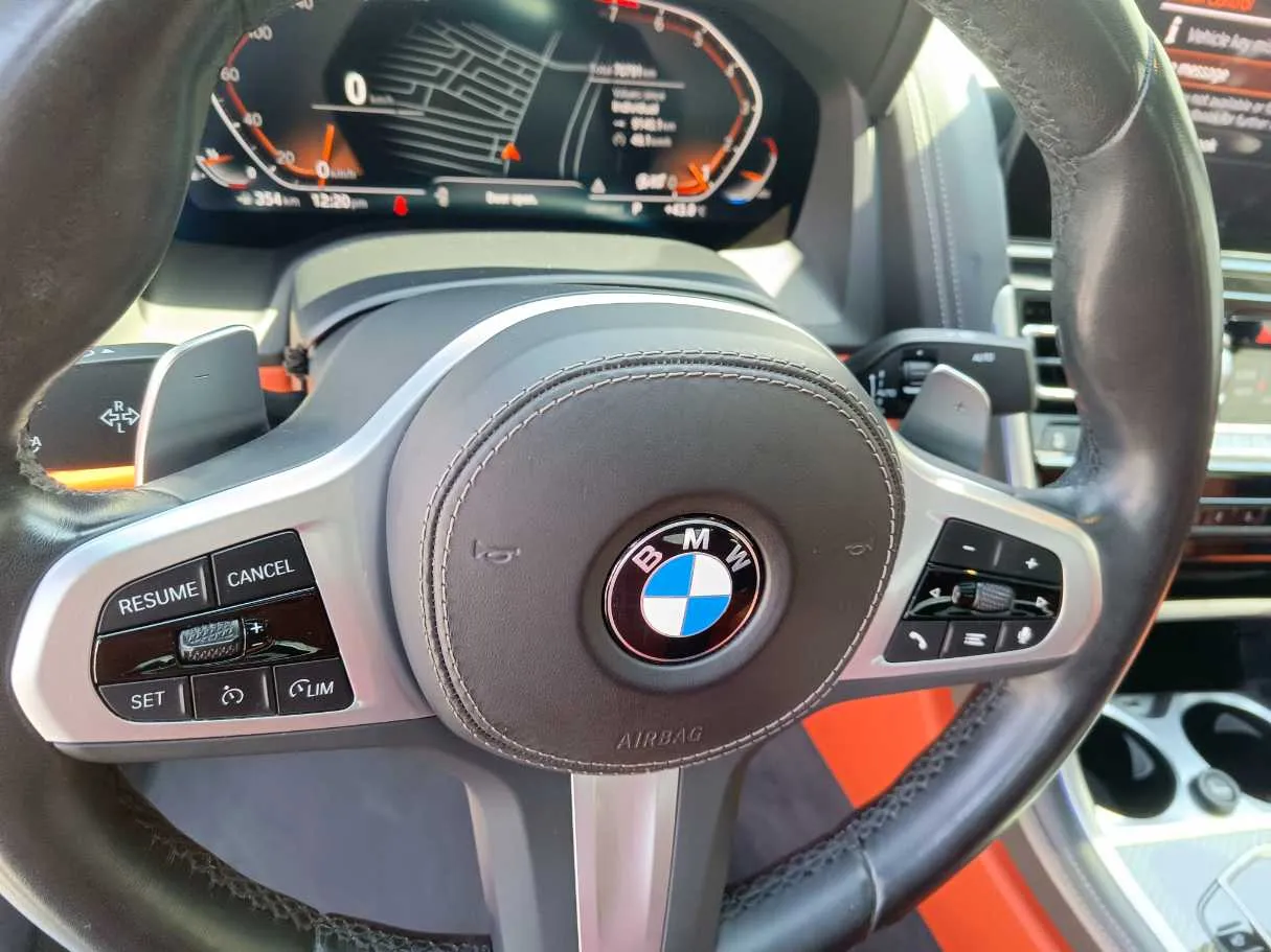 Car image 34